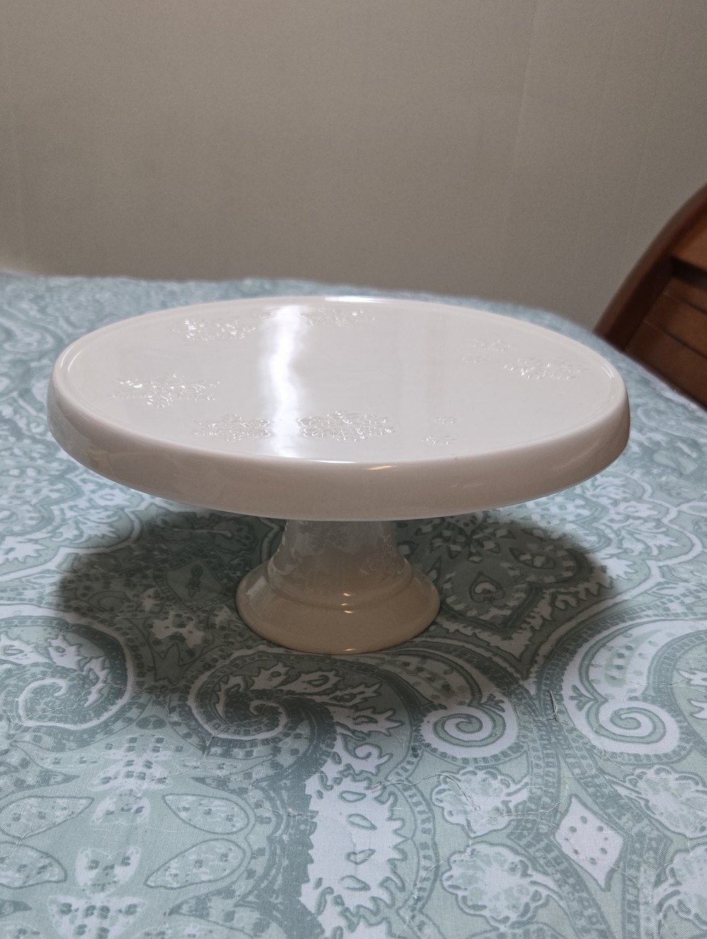 Hallmark White Ceramic Pedestal Cake Stand